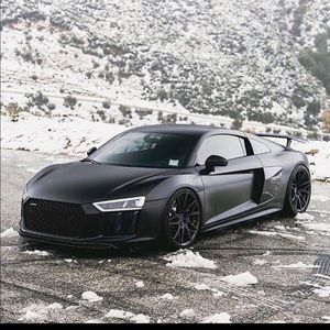 Meet your Posher, Hussein